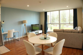 Beachside Luxury Apartments One & Two Bedroom, Glenelg